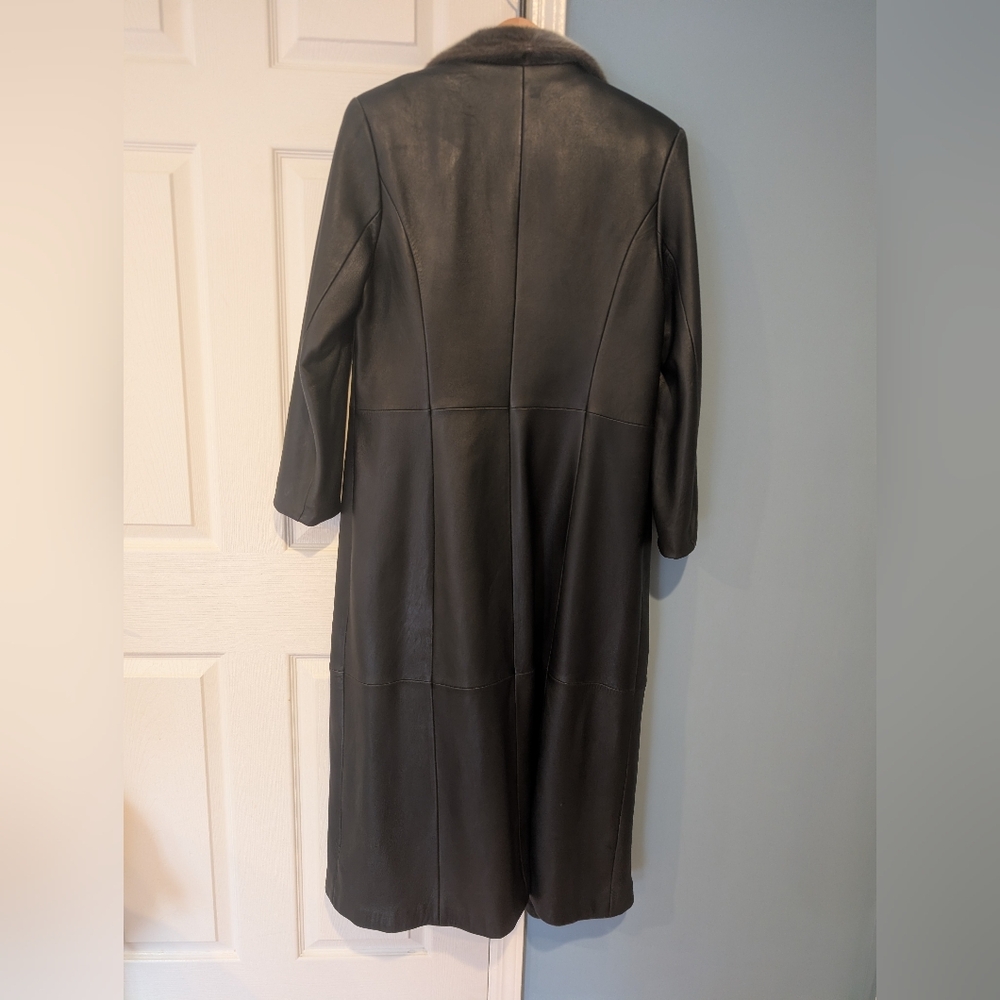 Vintage Italian lambskin leather coat - Picture 2 of 7
